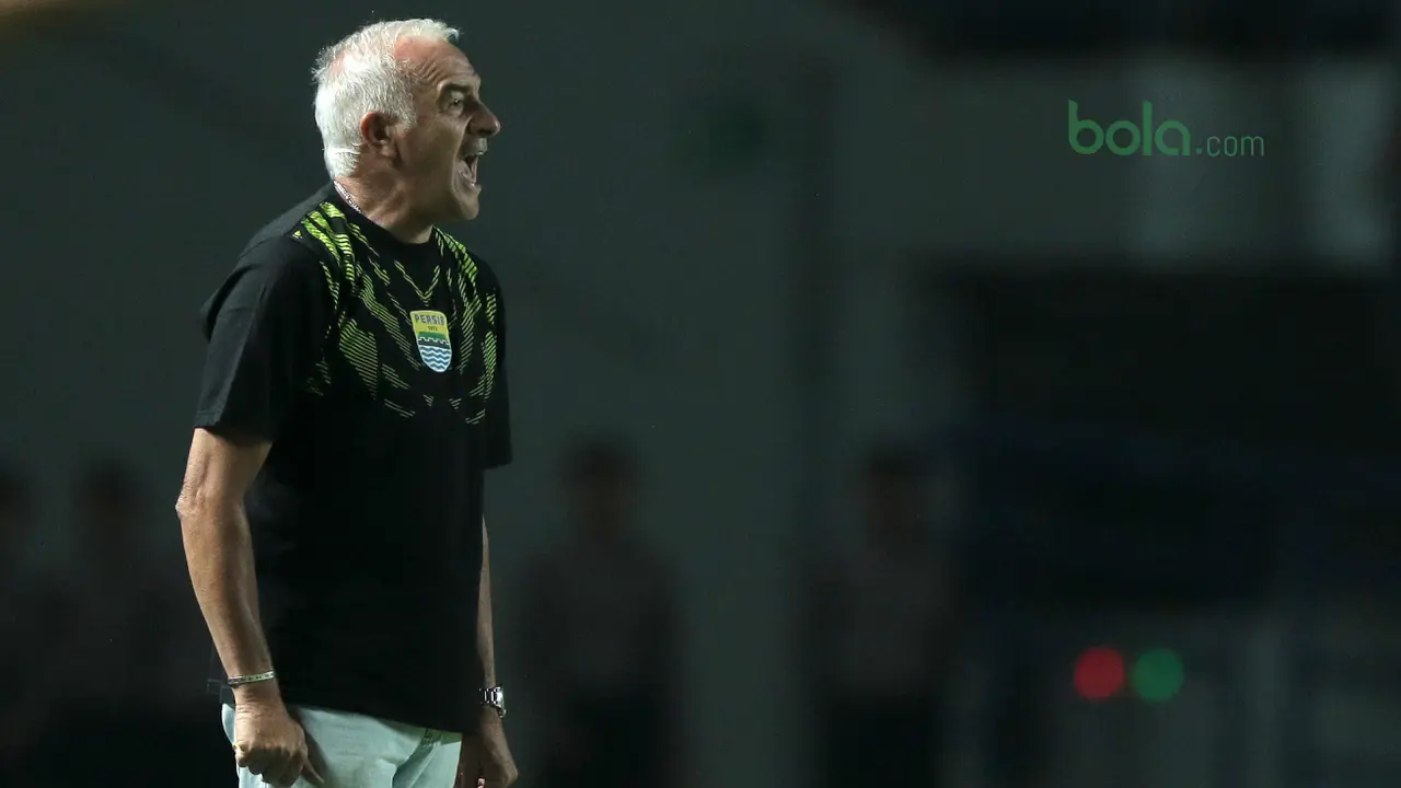 Persib Bandung, Mitra Kukar, Liga 1 Indonesia, Bola.com, Mario Gomez