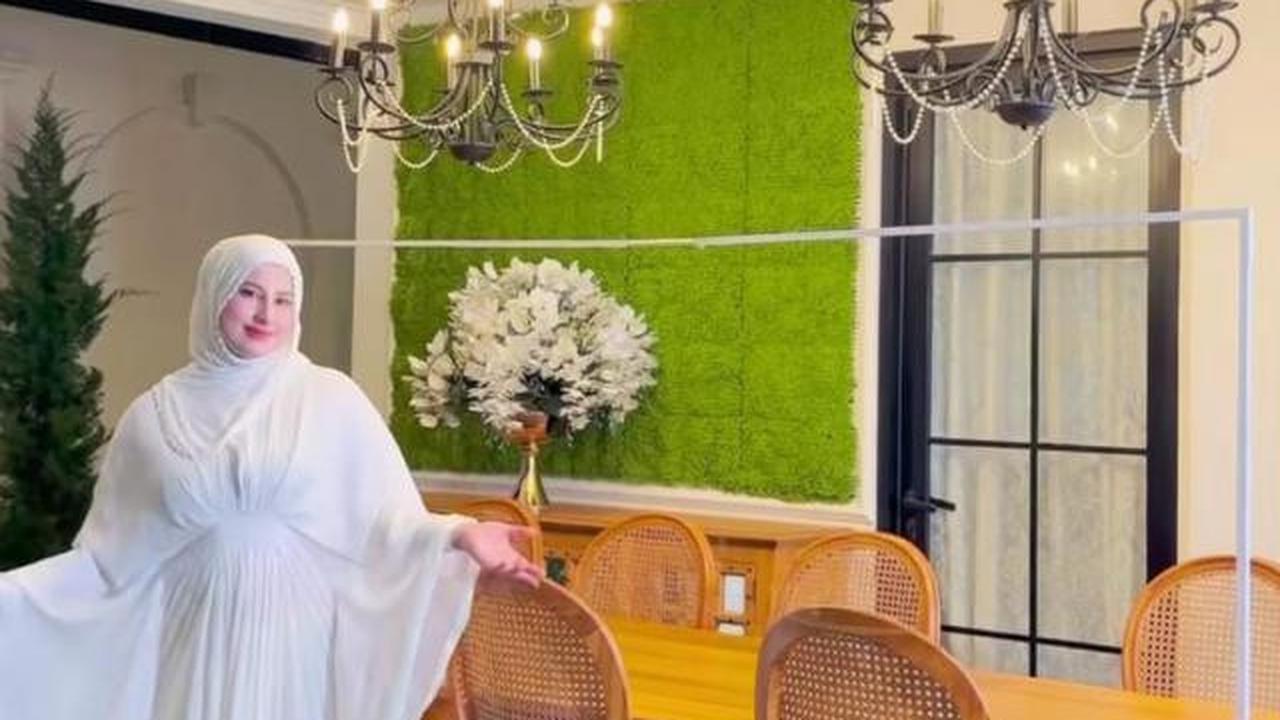 Intip Potret Ruang Makan di Rumah Tasyi Athasyia Selama Ramadan, Inspirasi Desain ala Timur Tengah