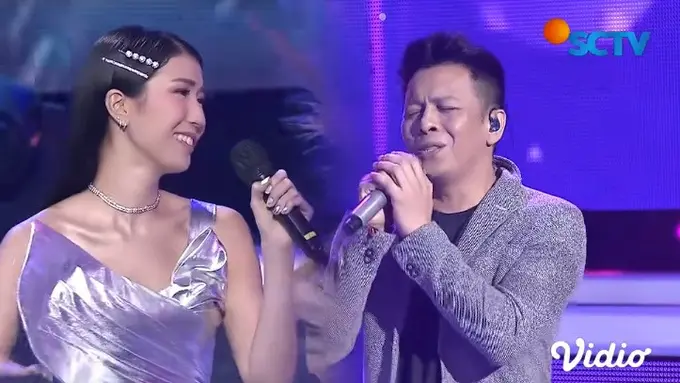 NOAH feat Christie Hartono