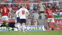 Inggris keok 0-1 melawan Hungaria dalam partai perdana Grup 3 UEFA Nations League A 2022/23 di Puskas Arena, Sabtu (4/6/2022) malam WIB. (Zsolt Szigetvart/MTI via AP)