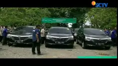 Untuk memudahkan penumpang, Angkasa Pura dan Grab juga sudah menyediakan booth khusus di setiap terminal kedatangan.