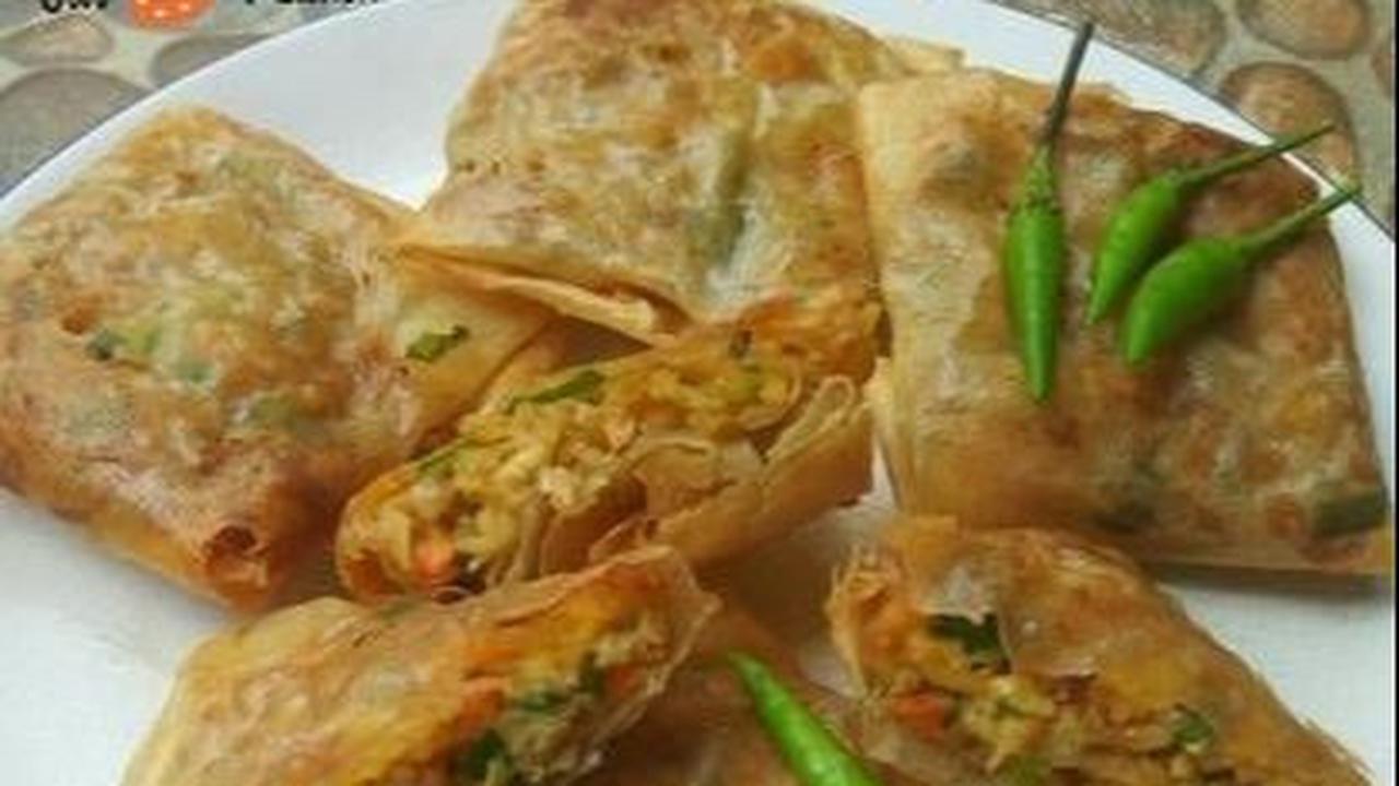 1. Resep Martabak Telur Kulit Lumpia dengan Isian Sayuran