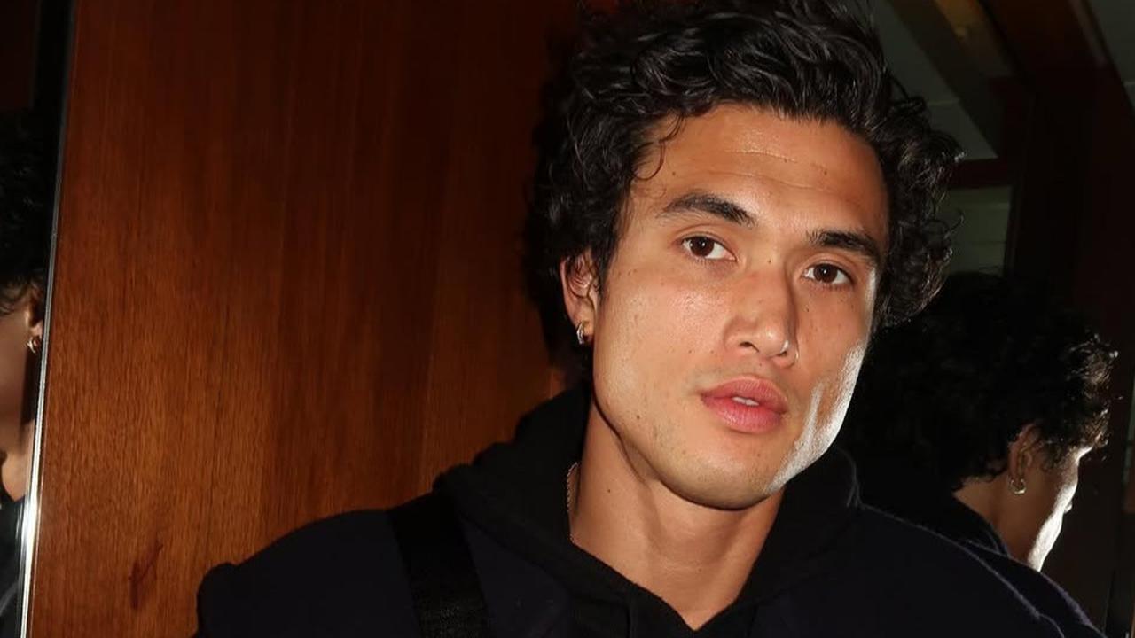 Profil Charles Melton, Aktor Hollywood yang Jadi Model Video Klip 'Love Hangover' Jennie Blackpink