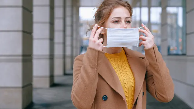 Gejala Khas Cacar Monyet yang Harus Diwaspadai, Demam hingga Muncul Benjolan di Leher