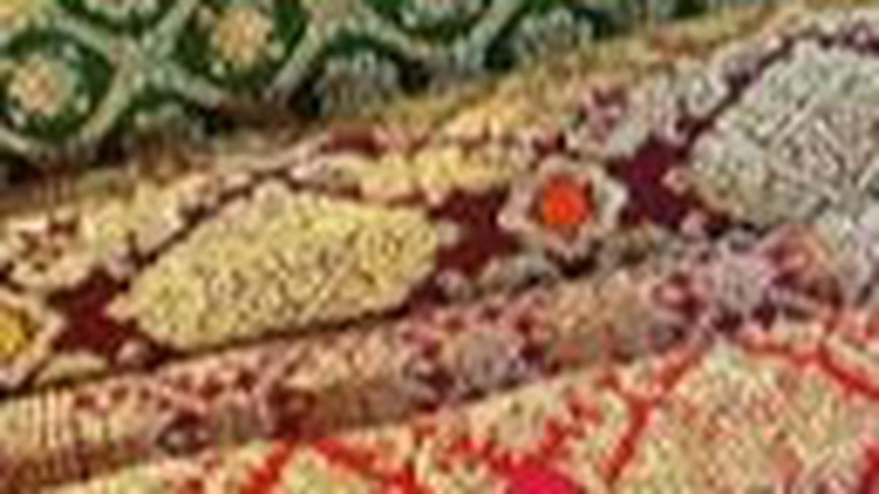 Hanya Diwariskan ke Satu Garis Keturunan, Ini Fakta Songket Pandai Sikek dari Sumatra Barat