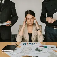 Overwhelmed dapat dikenali melalui beberapa tanda/Copyright pexels.com/Vlada Karpovich