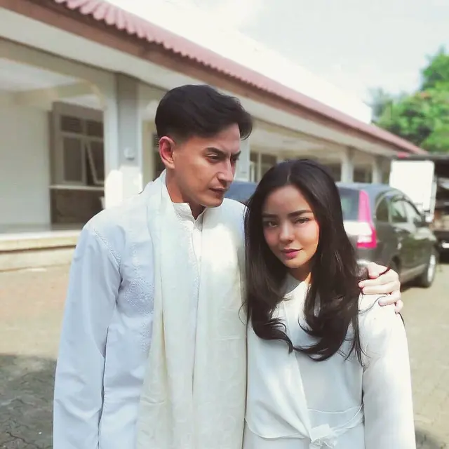 Sudah Saling Kenal Keluarga, Ini 6 Potret Kebersamaan Gita Sinaga dan Habibi Hood