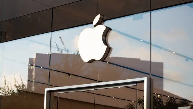 Logo pada Kantor Apple. (Unsplash/Trac Vu)