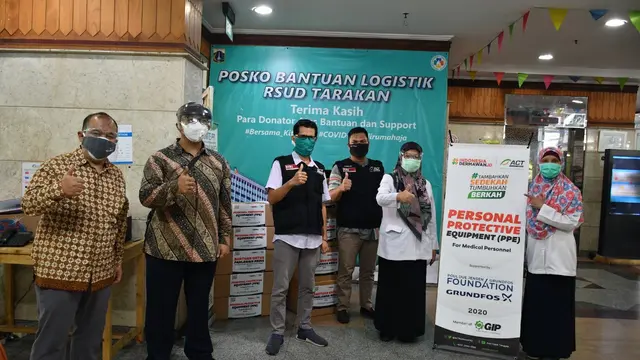 Peduli Tenaga Kesehatan, Grundfos Foundation Beri Donasi APD ke Aksi Cepat Tanggap