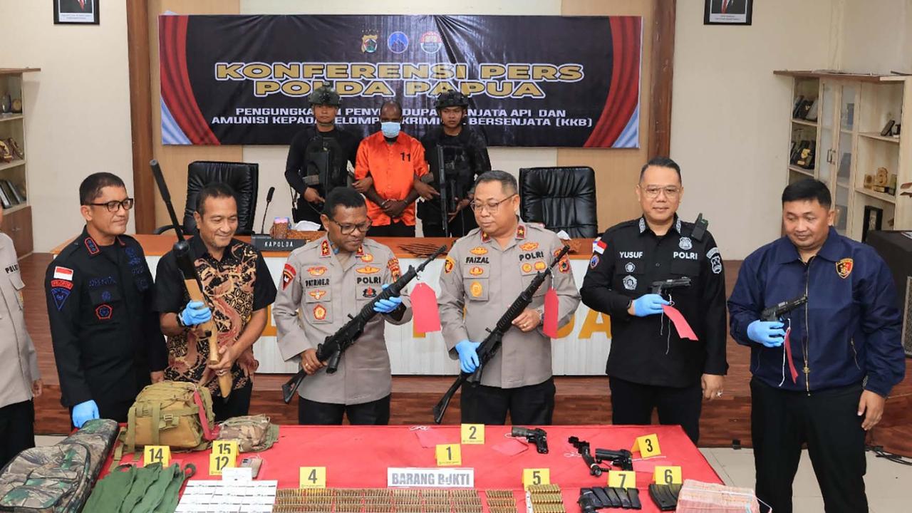VIDEO: Satgas Damai Cartens Gagalkan Penyelundupan Amunisi & Senjata Buat KKB Papua Rp1,3 Miliar