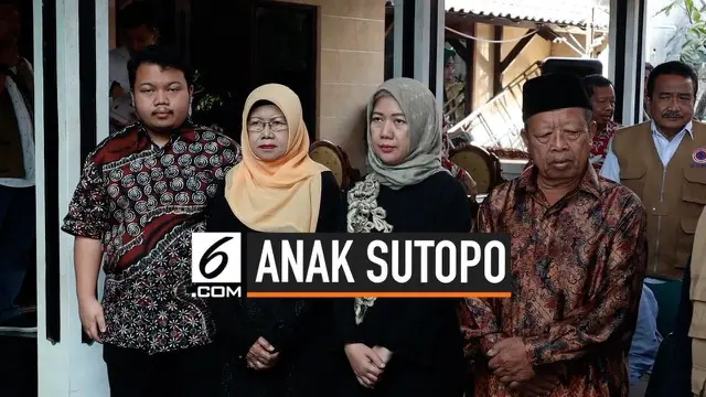 BNPB dan IJTI memberikan beasiswa pada dua anak Sutopo Purwo Nugroho. Almarhum juga diberikan penghargaan karena dinilai sebagai Tokoh Pengabdian Tanpa Batas.