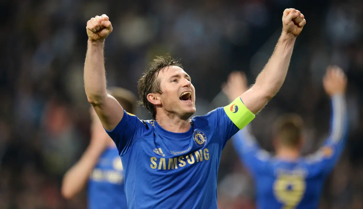 5. Frank Lampard - Pelatih Chelsea ini merupakan salah satu gelandang yang haus gol di jaman nya. Sebagai pemain tengah, ia masuk dalam jajaran pemain tersubur Premier League. Lampard mencetak 177 gol dari 609 penampilan. (AFP/Patrik Stollarz)