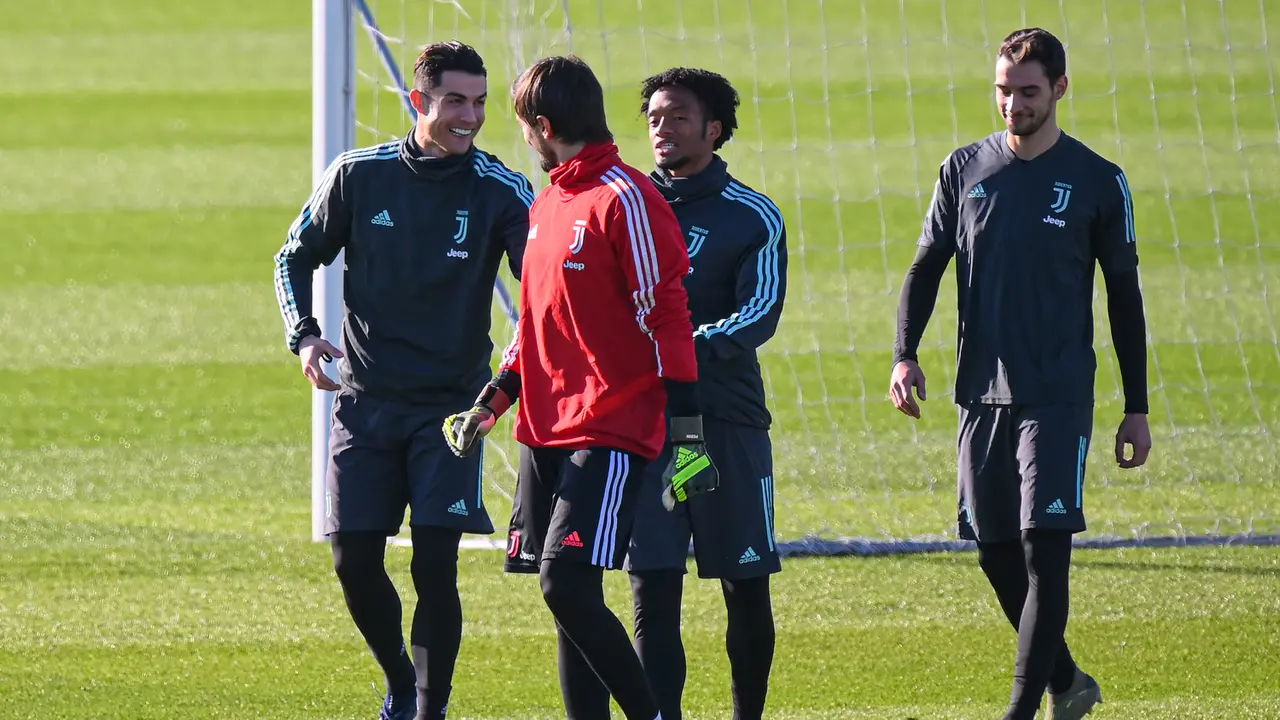 Hadapi Bayern Leverkusen, Ronaldo Cs Penuh Canda Saat Latihan