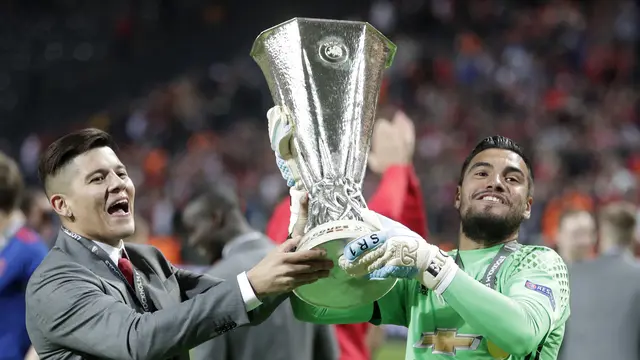 Luapan Kegembiraan Pemain MU Usai Juara Liga Europa