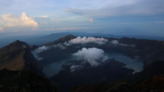 Foto: Dok. Tim Ekpedisi 7 Summits in 100 Days.