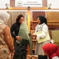 Mengapresiasi karya buatan para istri prajurit dengan hadirkan program PersitBisa (dok. istimewa)