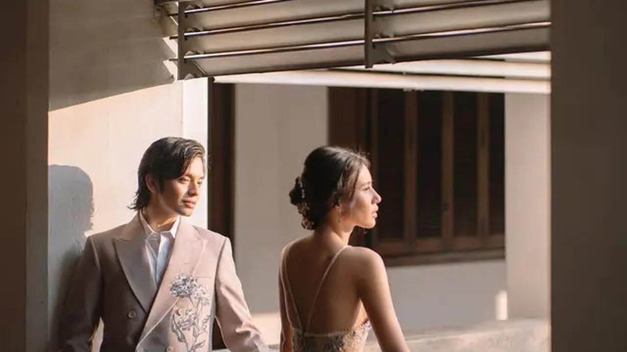 8 Foto Prewedding Angga Yunanda dan Shenina Cinnamon yang Bak Adegan Film Berbagai Genre