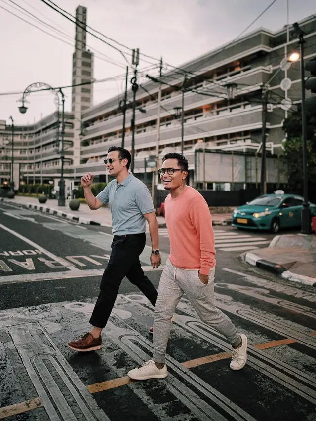 Ringgo Agus Rahman jepret teman artis di lokasi syuting (Instagram/ringgoagus)