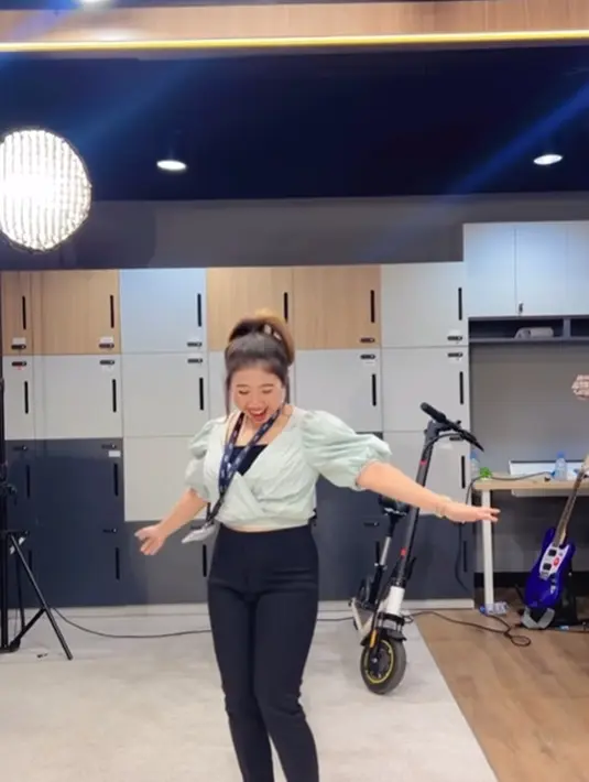 kiky Saputri [Foto: Instagram/kikysaputrii]