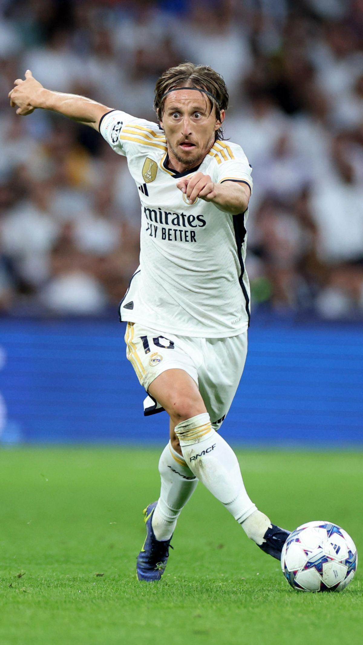 Lanjut ke babak kedua, Madrid kembali menggempur tim tamu. Beberapa peluang sempat tercipta namun gagal dimanfaatkan dengan baik.<br>