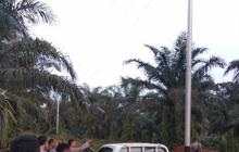 Dipicu Penerbangan Drone, Begini Detik-Detik Belasan WNA China Serang Prajurit TNI Pakai Airsoft Gun hingga Alat Kejut Listrik