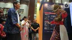 Dalam rangka memperkuat ekosistem ekonomi kreatif nasional, Direktorat Musik, Film dan Animasi Kemenparekraf melaksanakan program Digitalisasi Produk Aksi Selaras Sinergi (Aksilarasi) yang berkolaborasi dengan vidio.com. (Liputan6.com/Angga Yuniar)