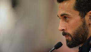 Bek Real Madrid, Alvaro Arbeloa, mengomentari perseteruannya dengan pemain Barcelona, Gerard Pique. (EPA/Peter Powell)