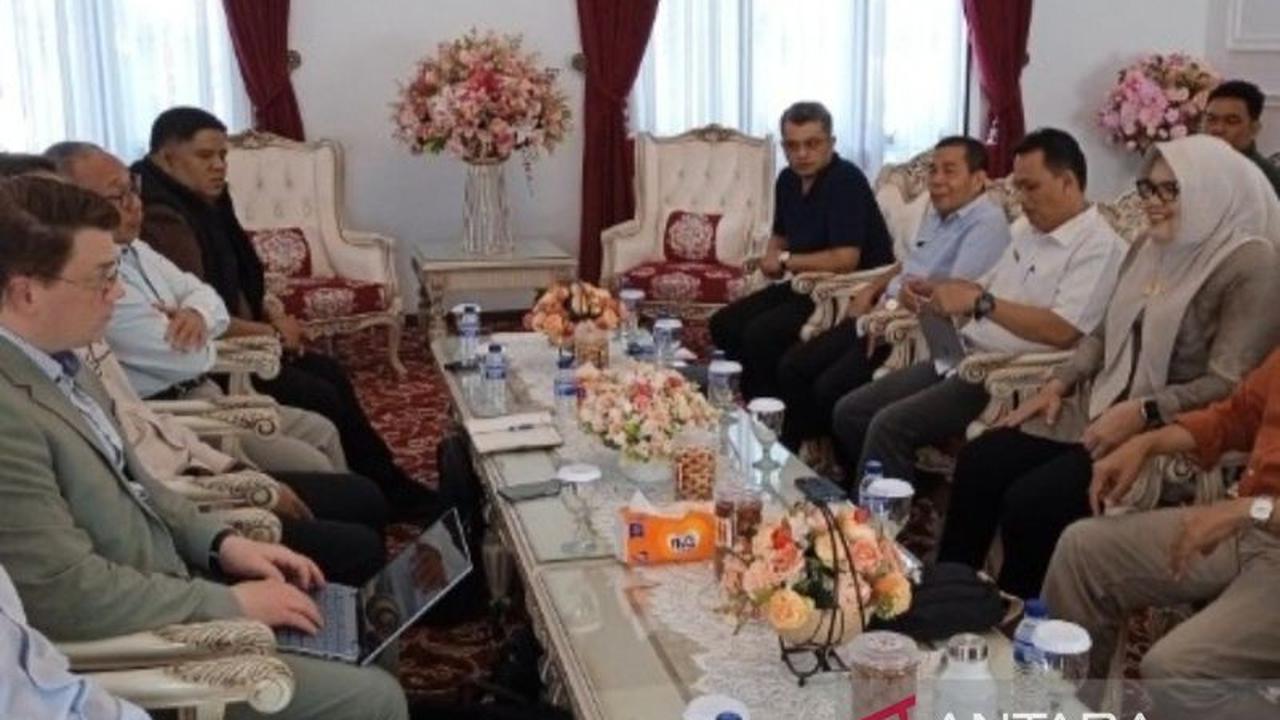 Investor Jerman Lirik Potensi Hilirisasi Kelapa di Jambi, Siap Dorong Ekspor