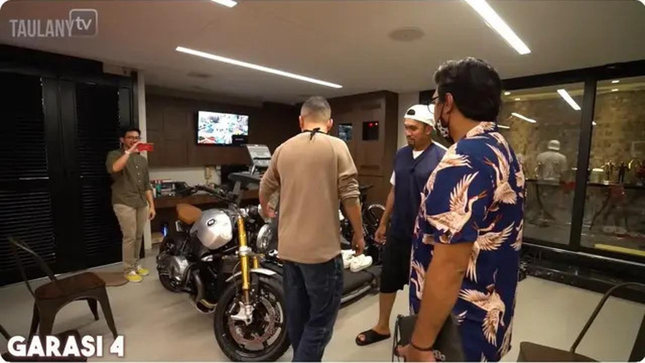 9 Potret Rumah Ahmad Sahroni, Anggota DPR RI yang Dijuluki Crazy Rich Tanjung Priok