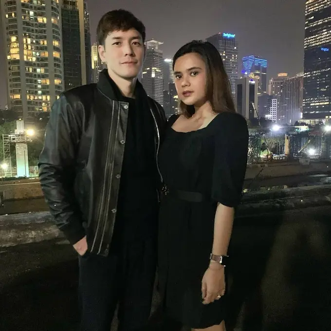 6 Potret Audi Marissa dan Anthony Xie di Balik Layar Dia Bukan Manusia, Selalu Kompak