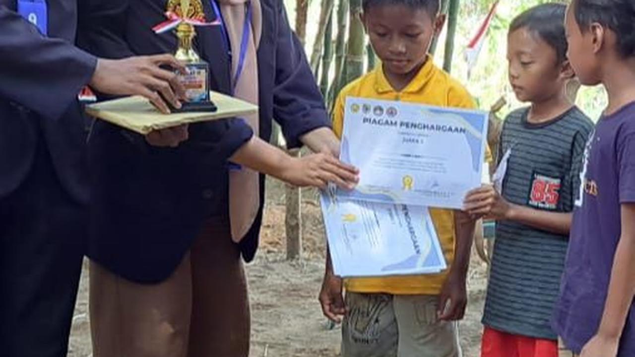 Keren, Sekumpulan Mahasiswa Buat Permainan Unik untuk Anak Desa di Jember Supaya Tak Main HP Terus