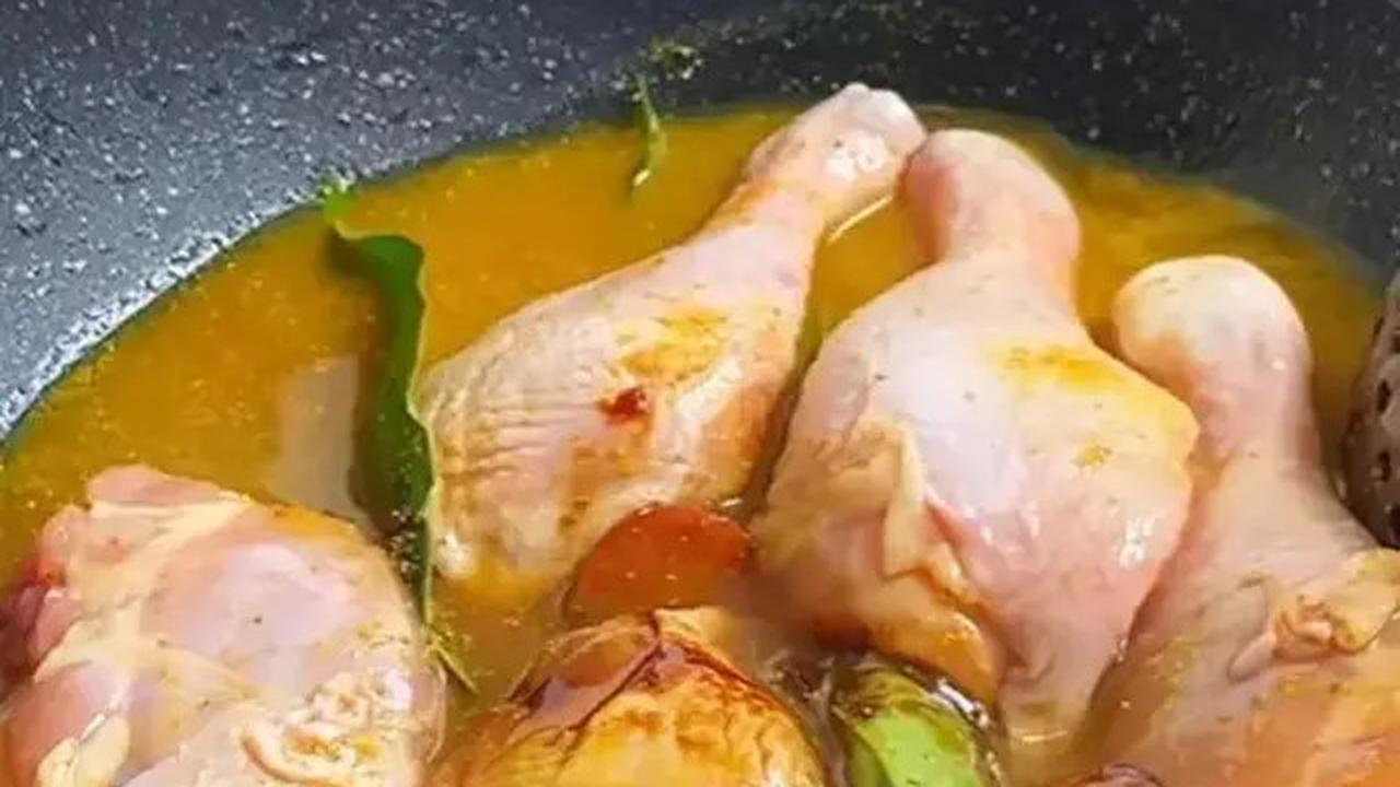 Cara Ampuh Mengatasi Ayam Goreng yang Tetap Berdarah Setelah Diungkep
