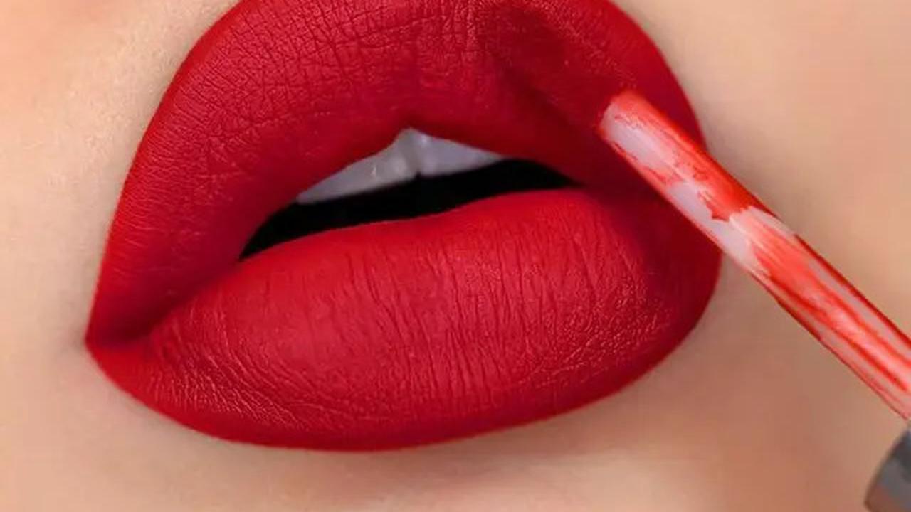 Warna Lipstik Favorit Bisa Ungkap Kepribadianmu, Begini Caranya