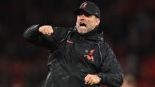 Jurgen Klopp - Pelatih yang sukses membawa Liverpool juara Liga Champions dan Liga Inggris ini resmi menjadi pelatih di The Reds pada Oktober 2015. Dari 334 laga yang dilakoni, Klopp telah meraih 202 kemenangan, 60 kekalahan dan 72 kali imbang. (AFP/Oli Scarff)