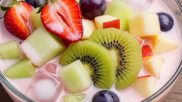 Resep Takjil Berbahan Buah (Image by Gemini AI)