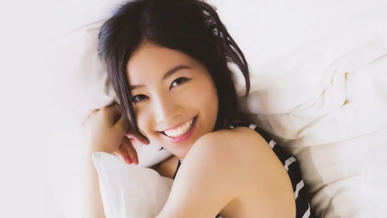 Member AKB48 Rilis Foto-foto Dewasa di Usia 18