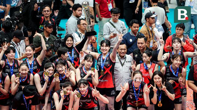 Foto: Megawati MVP, Red Sparks Jinakkan Indonesia All Star dan Hibur Publik Indonesia Arena dalam Ekshibisi Fun Volleyball