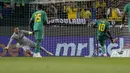 Senegal mendapatkan penalti pada menit ke-90 lewat tujuh menit.  Mane maju sebagai eksekutor dan sukses membawa negaranya menang 4-2. (AP Photo/Armando Franca)