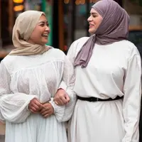 Ilustrasi Gamis Polos (credit:freepik.com)