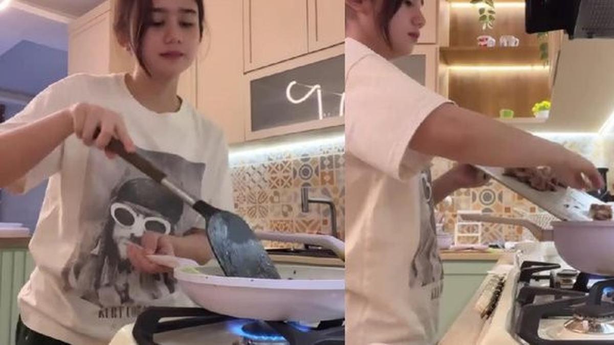 Momen Tissa Biani Kedapatan Masak Rawon untuk Dul Jaelani, Dianggap Sudah Layak Jadi Istri
