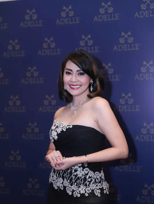 Sejak resmi mengakhiri pernikahannya dengan Sandy Tumiwa pada 2014 silam, pesinetron Tessa Kaunang tidak mau buru-buru untuk menikah kembali. (Nurwahyunan/Bintang.com)