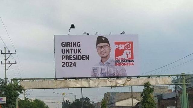 Baliho Giring Nidji maju sebagai Calon Presiden 2024 (https://www.instagram.com/p/CD8xZ4qn6_g/)