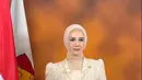 Tampilan Mulan Jameela terlihat soft dengan hijab lilit dan makeup yang minimalis [@mulanjameela1]