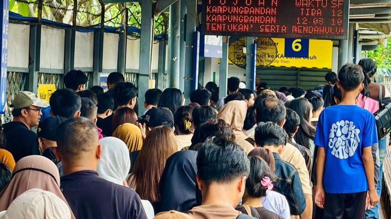 KAI Jakarta: Ratusan Ribu Tiket Kereta Arus Balik Lebaran Masih Tersedia, Ada Promo Menarik!