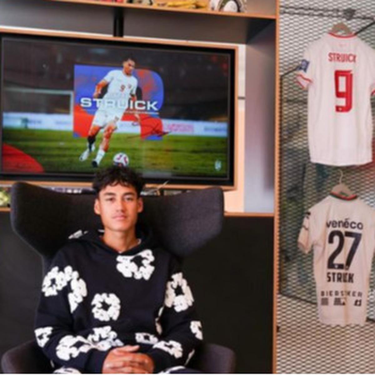 Rafael Struick Gabung Brisbane Roar