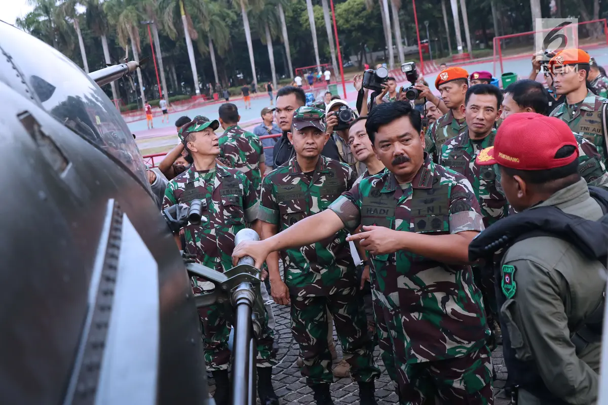Panglima TNI Tinjau Pameran Alutsista