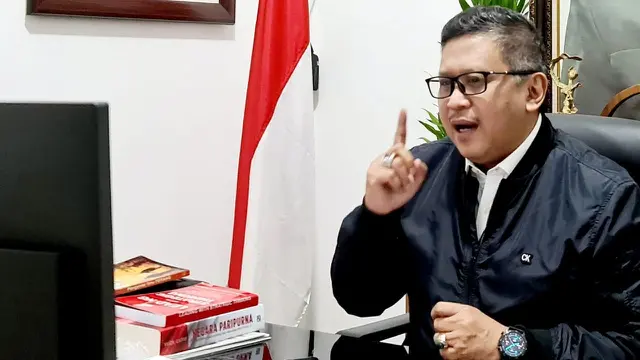 Hasto Kristiyanto Saat Menjadi Pembicara Utama  Webinar yang Diselenggarakan Persatuan Insinyur Indonesia (PII)