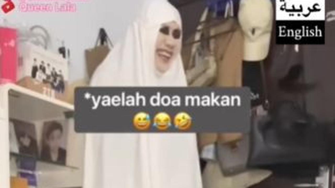 Baca Doa Makan Jadi Sorotan