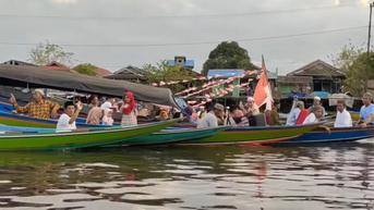 Menilik Tradisi Unik Mengarak Calon Jemaah Haji dengan Perahu di Kutai Kartanegara