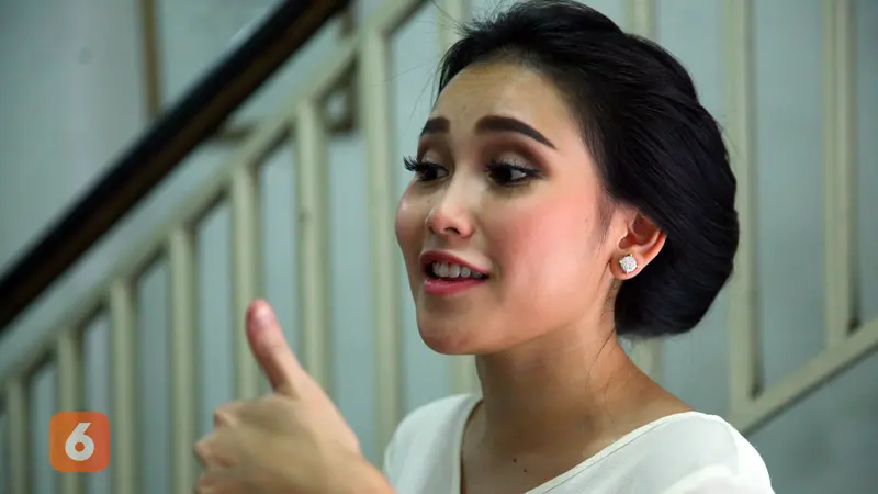 [Bintang] Ayu Ting Ting